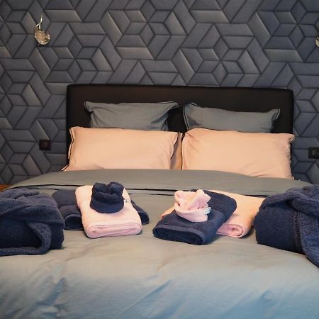 Gite Le Renouveau Avec Jacuzzi Privatif Laveline Exteriör bild