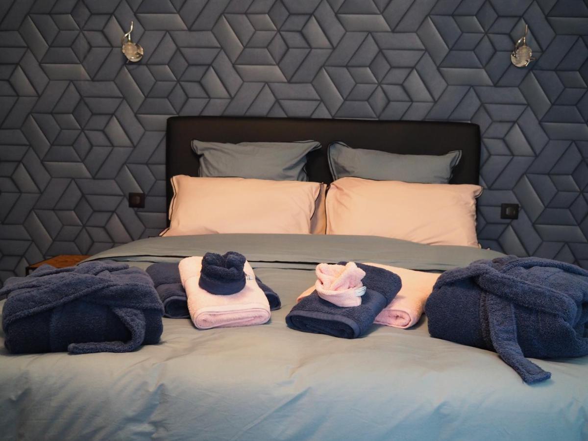 Gite Le Renouveau Avec Jacuzzi Privatif Laveline Exteriör bild