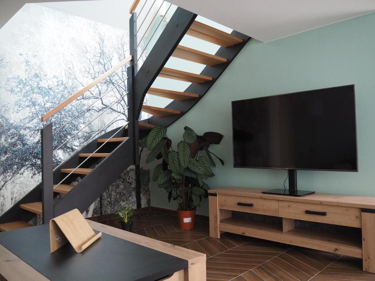 Gite Le Renouveau Avec Jacuzzi Privatif Laveline Exteriör bild