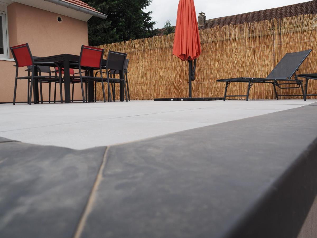 Gite Le Renouveau Avec Jacuzzi Privatif Laveline Exteriör bild